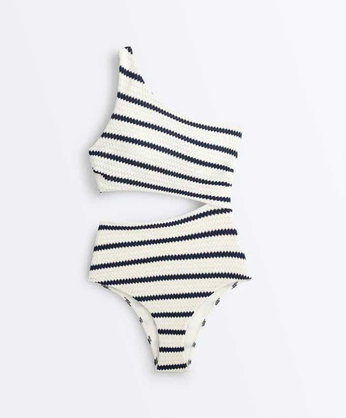 Crochet Stripe Asymmetric Trikini Crochet Stripe Asymmetric Trikini