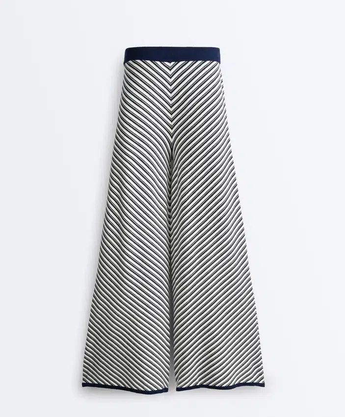 Diagonal Stripe Wide-Leg Knit Trousers Diagonal Stripe Wide-Leg Knit Trousers