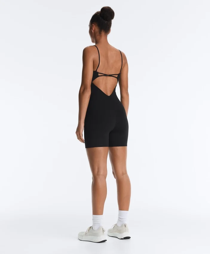 Evermove Open-Back Short Jumpsuit Evermove Open-Back Short Jumpsuit
