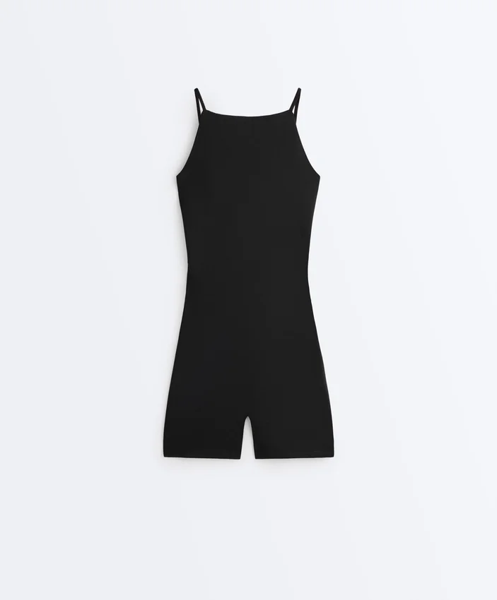 Evermove Open-Back Short Jumpsuit Evermove Open-Back Short Jumpsuit