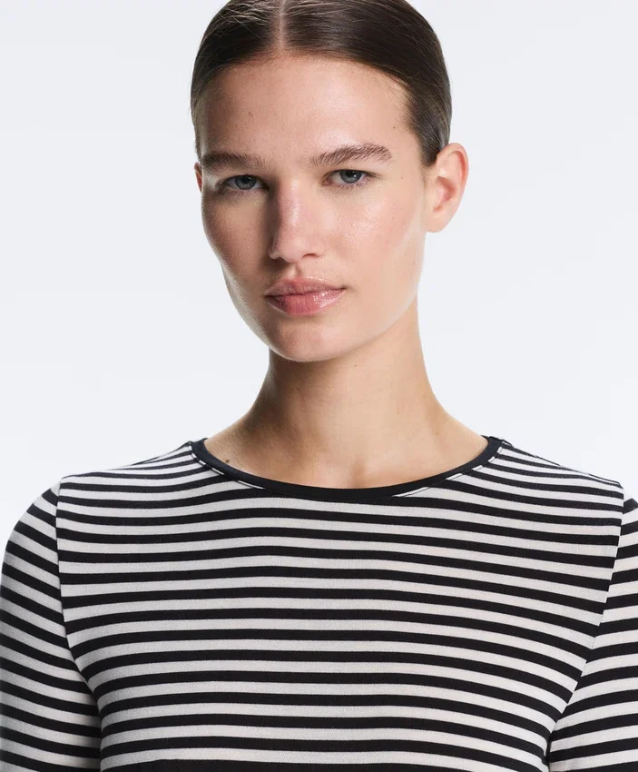 Fitted Striped Long Sleeve T-Shirt Fitted Striped Long Sleeve T-Shirt