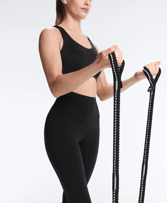 High-Rise Compressive Ankle-Length Leggings with Pocket High-Rise Compressive Ankle-Length Leggings with Pocket