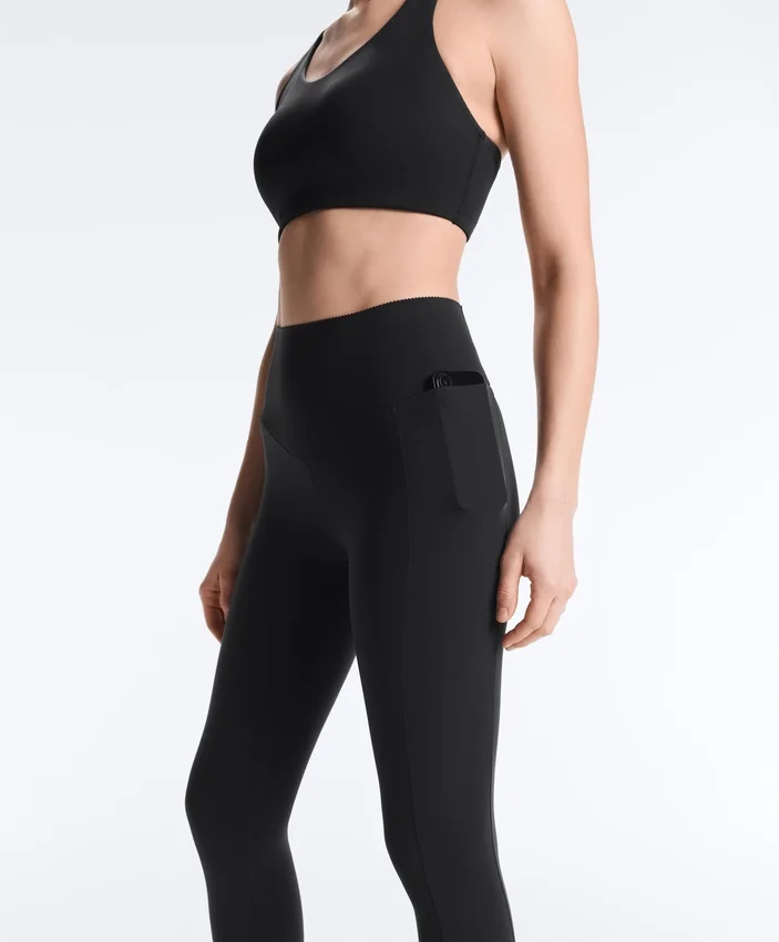 High-Rise Compressive Ankle-Length Leggings with Pocket High-Rise Compressive Ankle-Length Leggings with Pocket