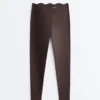 High-Rise Compressive Core Control Ankle-Length Leggings with Wave Detail High-Rise Compressive Core Control Ankle-Length Leggings with Wave Detail