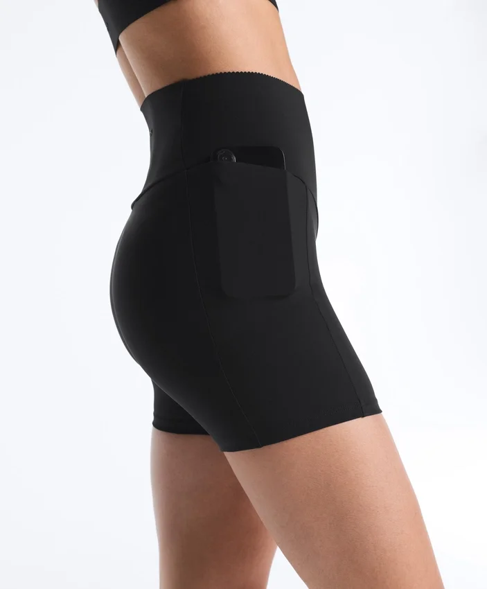 High-Rise Compressive Pocket 10 Cm Hot Pants High-Rise Compressive Pocket 10 Cm Hot Pants