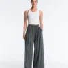 Light Touch Wide-Leg Trousers with Darts Light Touch Wide-Leg Trousers with Darts