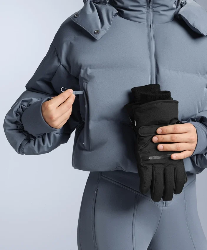 Lightweight 80% Down and 20% Minardi Piume Ski Water-Resistant Short Jacket Lightweight 80% Down and 20% Minardi Piume Ski Water-Resistant Short Jacket
