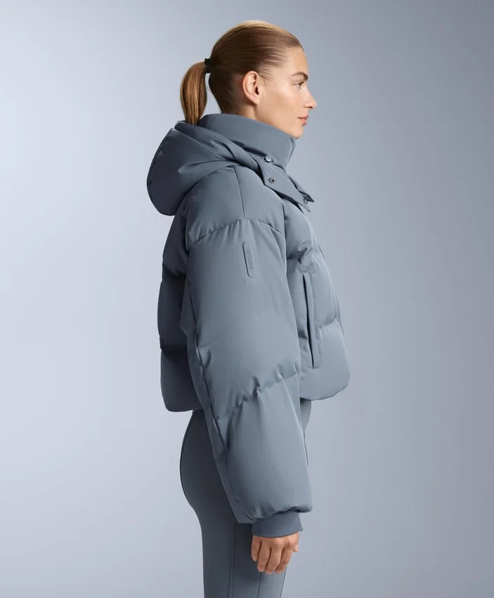 Lightweight 80% Down and 20% Minardi Piume Ski Water-Resistant Short Jacket Lightweight 80% Down and 20% Minardi Piume Ski Water-Resistant Short Jacket