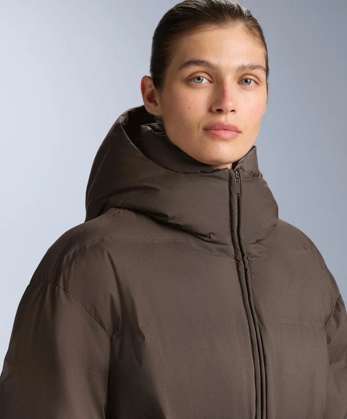 Lightweight Padded Jacket with 80% Down and 20% Minardi Piume Ski Water-Resistant Filling Lightweight Padded Jacket with 80% Down and 20% Minardi Piume Ski Water-Resistant Filling