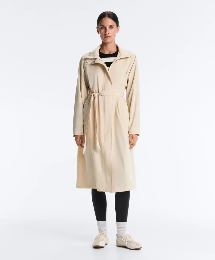Long Extra Lightweight 10K Waterproof Jacket Long Extra Lightweight 10K Waterproof Jacket