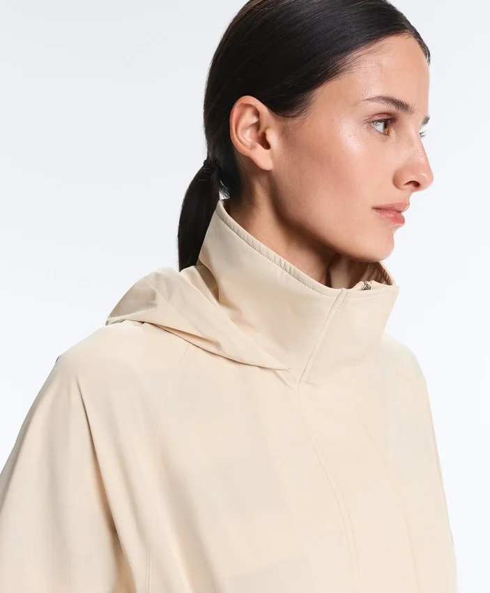 Long Extra Lightweight 10K Waterproof Jacket Long Extra Lightweight 10K Waterproof Jacket