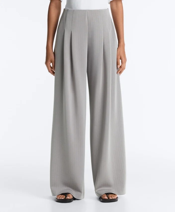 Long Pleated Trousers with Soft Touch Modal Long Pleated Trousers with Soft Touch Modal