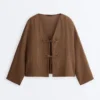 Long-Sleeved Shirt with Ties 100% Cotton Long-Sleeved Shirt with Ties 100% Cotton