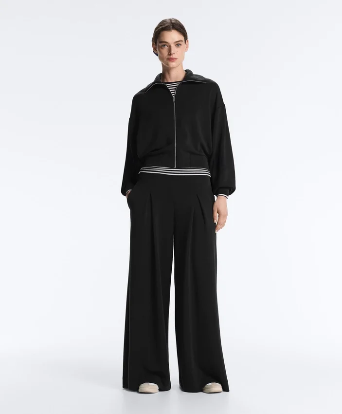 Long Wide-Leg Trousers with Soft Touch Modal and Pleats Long Wide-Leg Trousers with Soft Touch Modal and Pleats