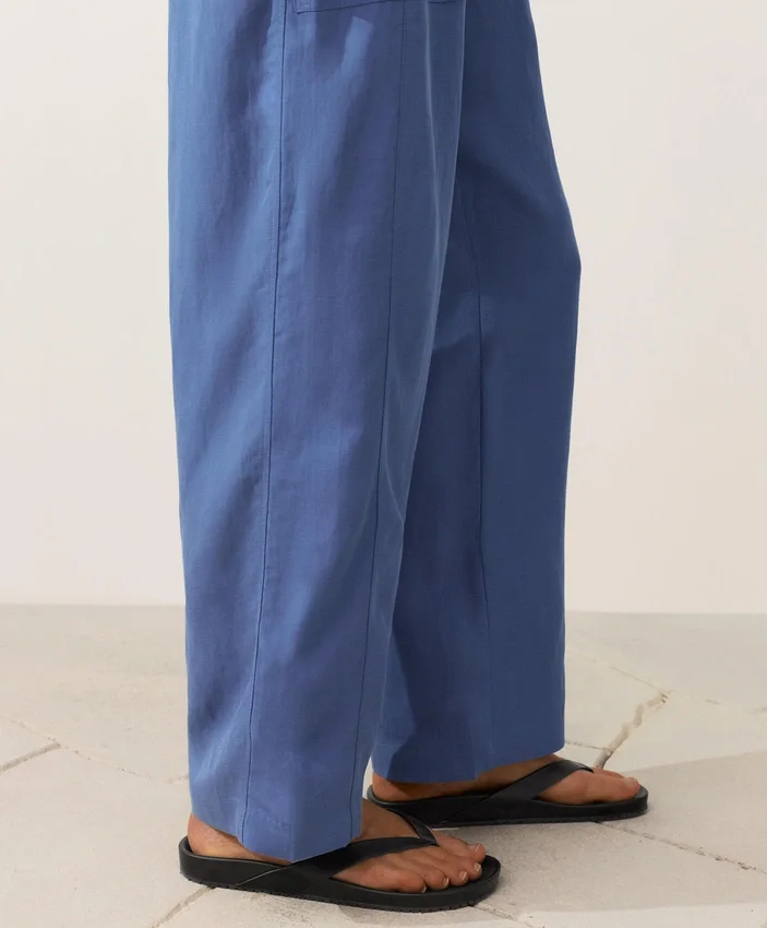 Lyocell Blend and 24% Linen Straight Trousers Lyocell Blend and 24% Linen Straight Trousers