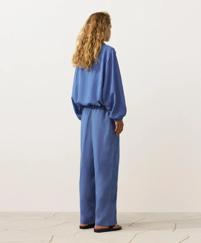 Lyocell Blend and 24% Linen Straight Trousers Lyocell Blend and 24% Linen Straight Trousers