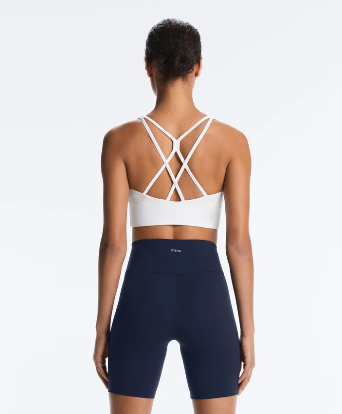 Medium-Support Comfortlux Sports Bra with Cups Medium-Support Comfortlux Sports Bra with Cups