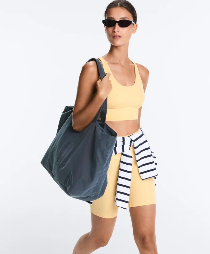 Medium-Support Comfortlux Sports Bra with Cups Medium-Support Comfortlux Sports Bra with Cups