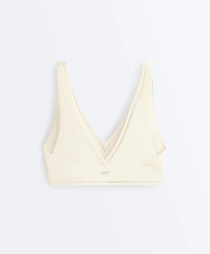 Medium-Support Comfortlux Sports Bra with Hemstitch Medium-Support Comfortlux Sports Bra with Hemstitch