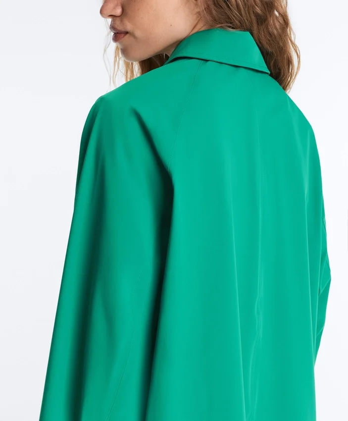 Midi Extra Lightweight 10K Waterproof Jacket Midi Extra Lightweight 10K Waterproof Jacket