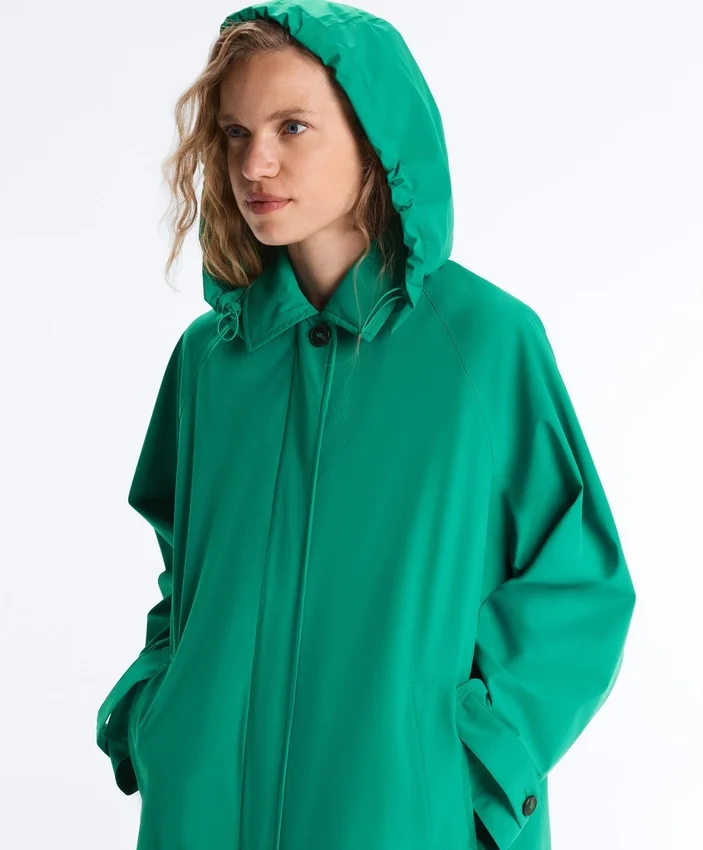 Midi Extra Lightweight 10K Waterproof Jacket Midi Extra Lightweight 10K Waterproof Jacket