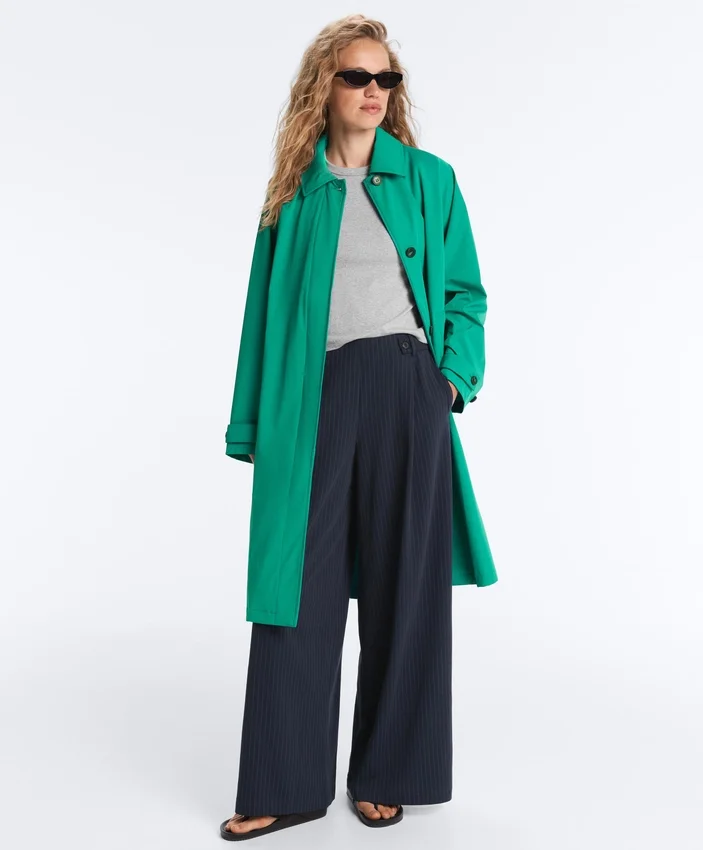 Midi Extra Lightweight 10K Waterproof Jacket Midi Extra Lightweight 10K Waterproof Jacket