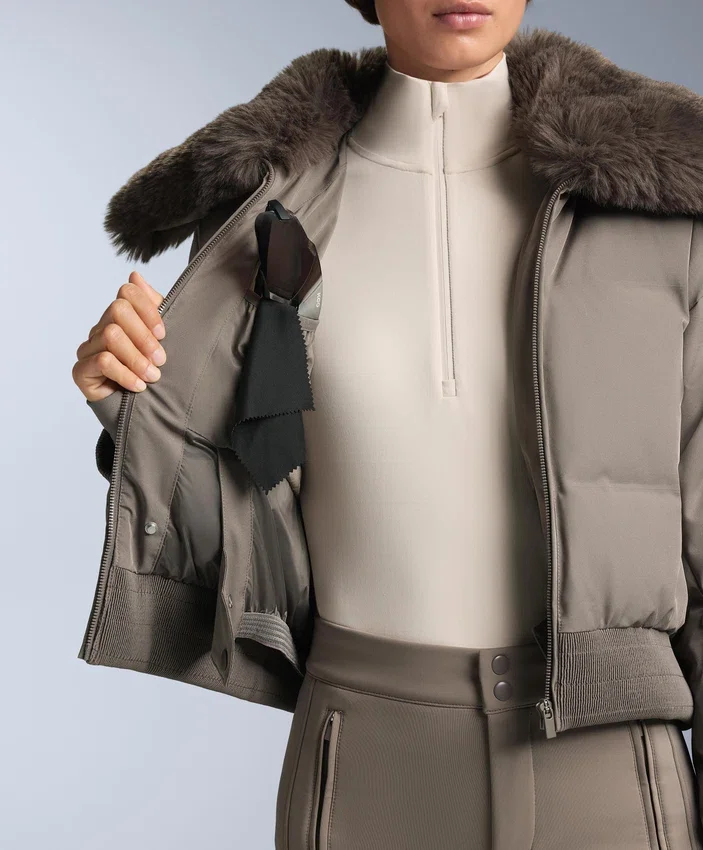 Minardi Piume Ski Water-Resistant 80% Down and 20% Feather Jacket Minardi Piume Ski Water-Resistant 80% Down and 20% Feather Jacket