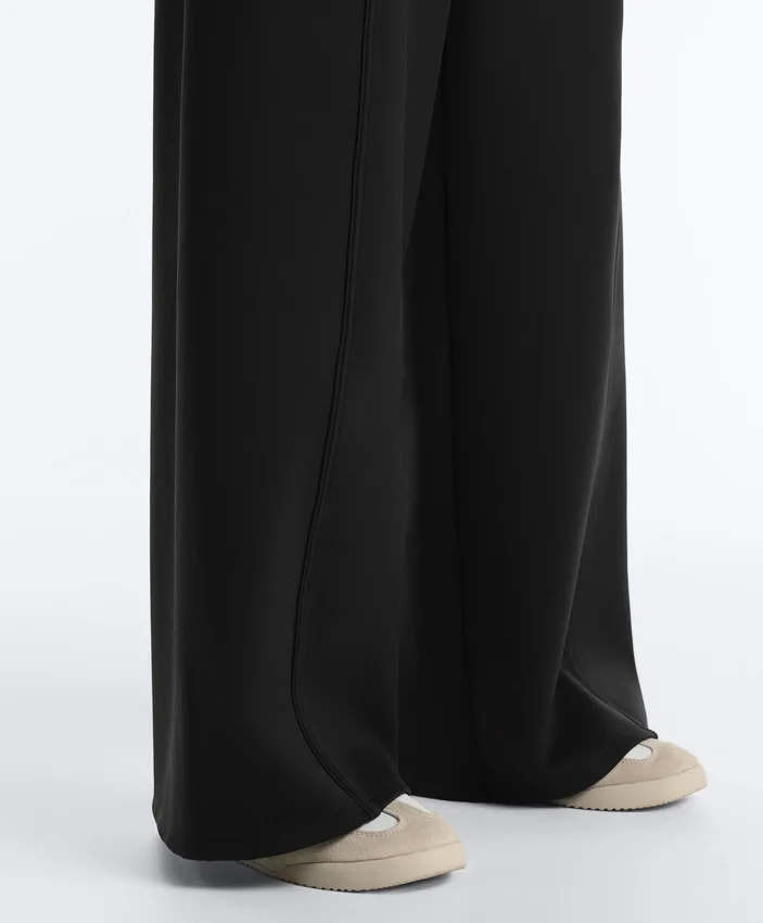 Neoprene Effect High Rise Wide-Leg Trousers Neoprene Effect High Rise Wide-Leg Trousers