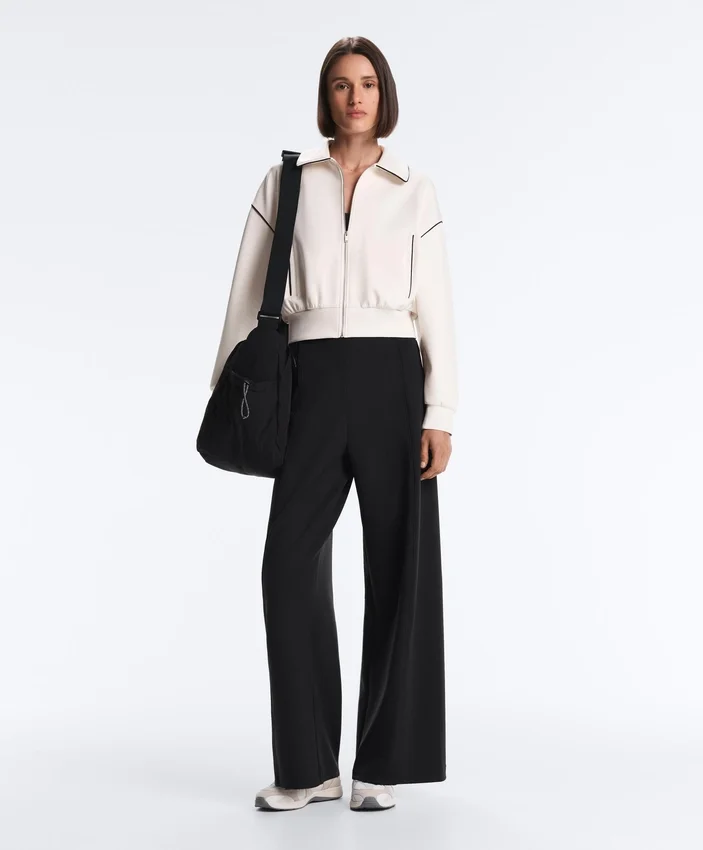 Neoprene-Effect Piping Jacket Neoprene-Effect Piping Jacket