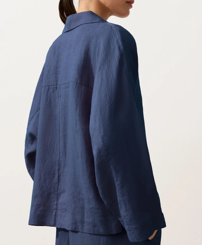 Oversize Long-Sleeve 100% Linen Polo Shirt Oversize Long-Sleeve 100% Linen Polo Shirt