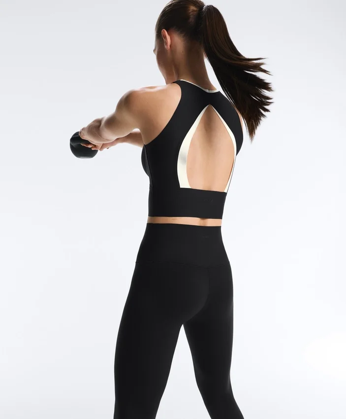 Perfect-Adapt Sleeveless Contrast Tank Top Perfect-Adapt Sleeveless Contrast Tank Top