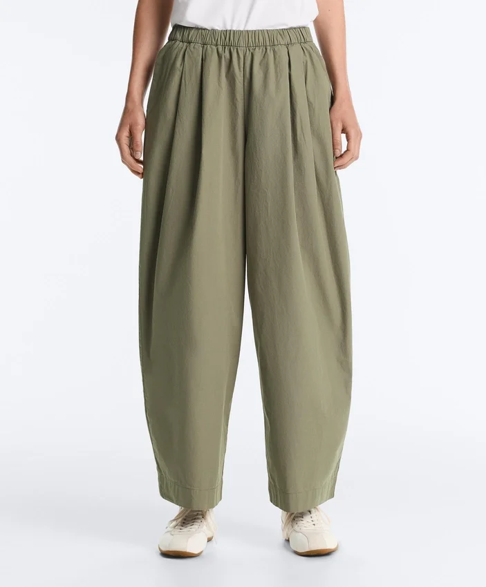 Pleated 100% Cotton Tapered Trousers Pleated 100% Cotton Tapered Trousers