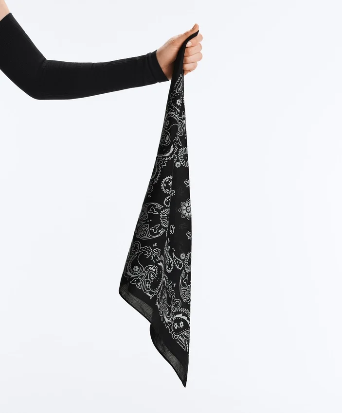 Printed 100% Cotton Bandana Printed 100% Cotton Bandana