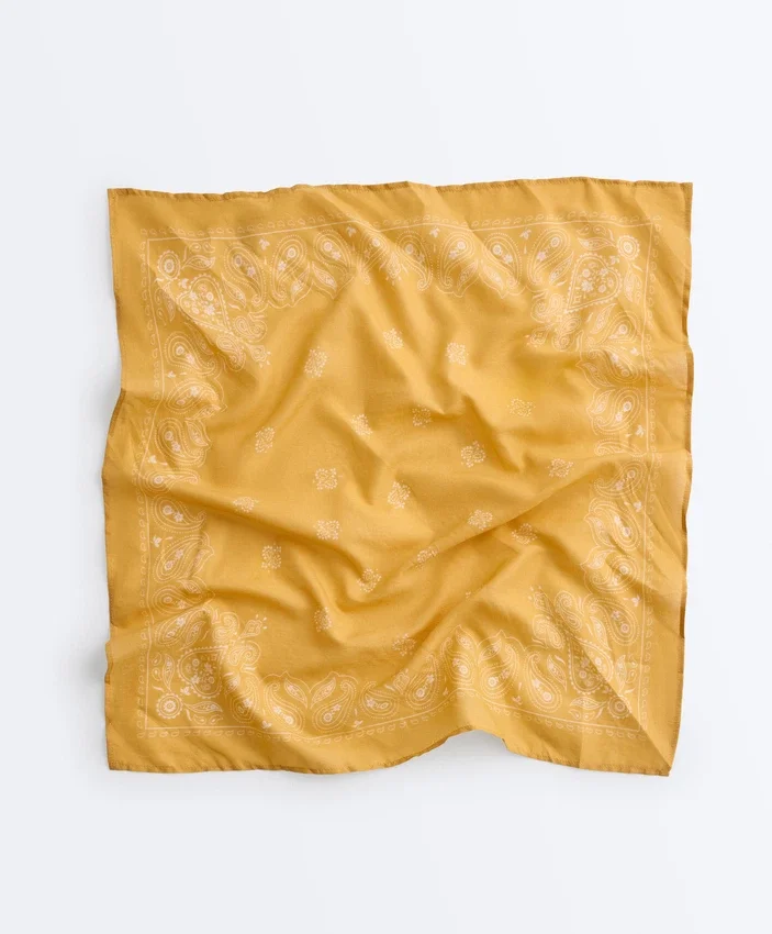 Printed 100% Cotton Bandana Printed 100% Cotton Bandana