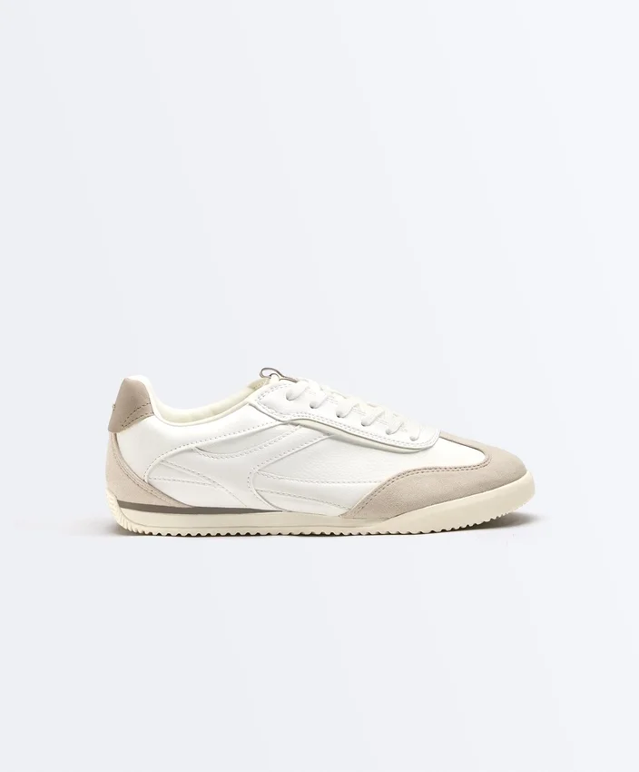 Retro-Style Trainers Retro-Style Trainers