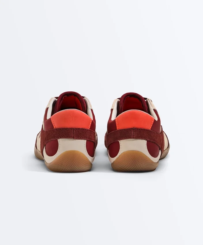 Retro-Style Trainers Retro-Style Trainers