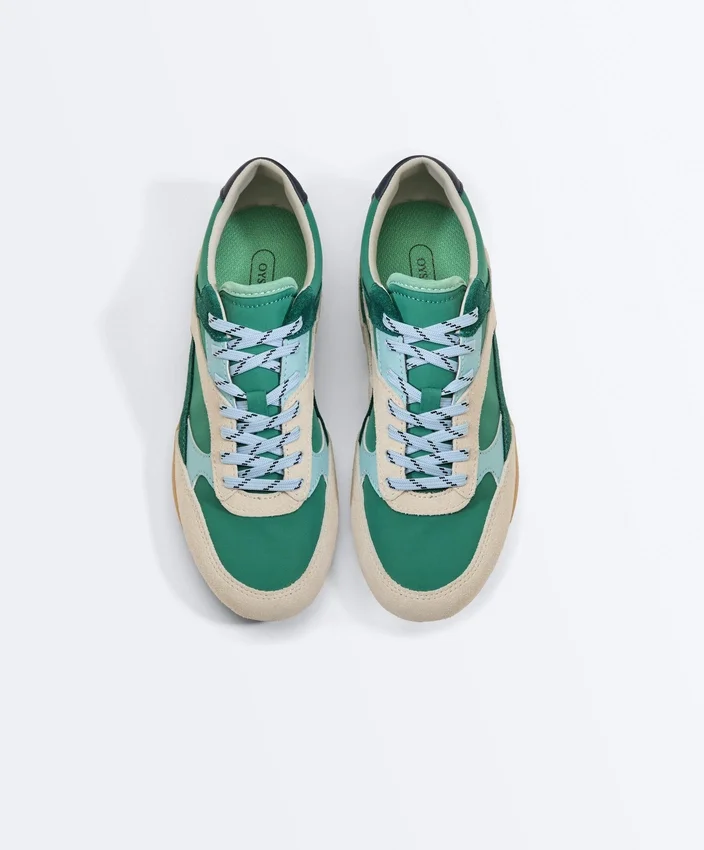 Retro-Style Trainers Retro-Style Trainers