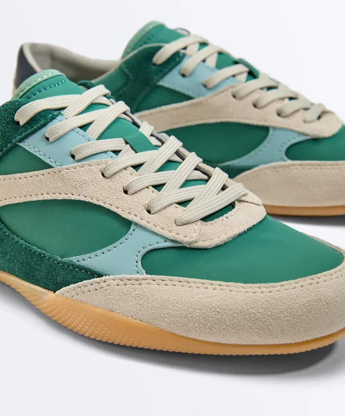 Retro-Style Trainers Retro-Style Trainers
