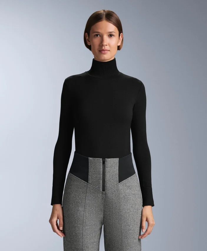 Seamless Merino Wool Base Layer T-Shirt Seamless Merino Wool Base Layer T-Shirt
