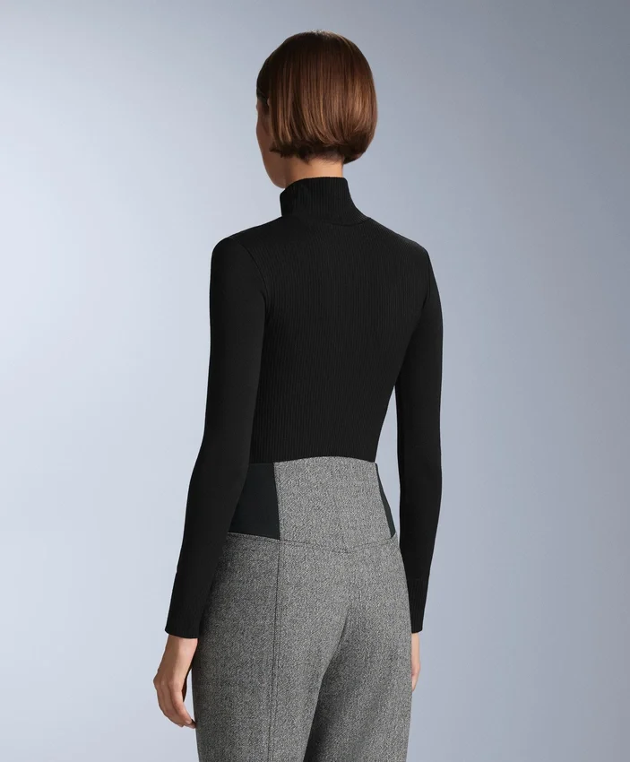 Seamless Merino Wool Base Layer T-Shirt Seamless Merino Wool Base Layer T-Shirt