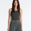Seamless Sleeveless Smocked T-Shirt Seamless Sleeveless Smocked T-Shirt