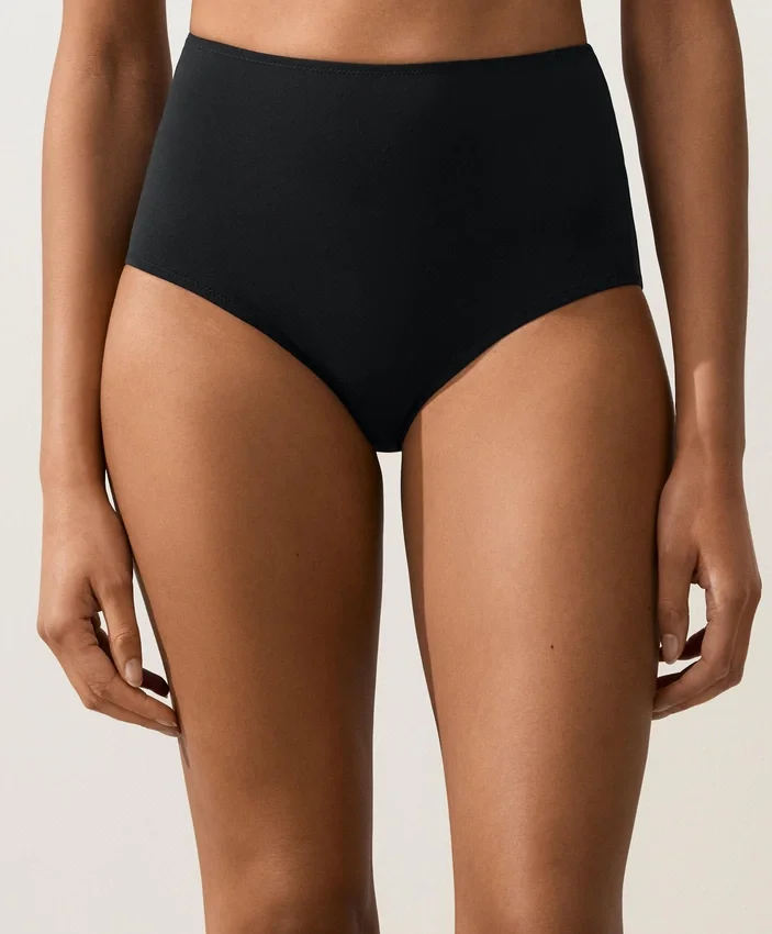 Shapewear High-Waisted Bikini Briefs Shapewear High-Waisted Bikini Briefs