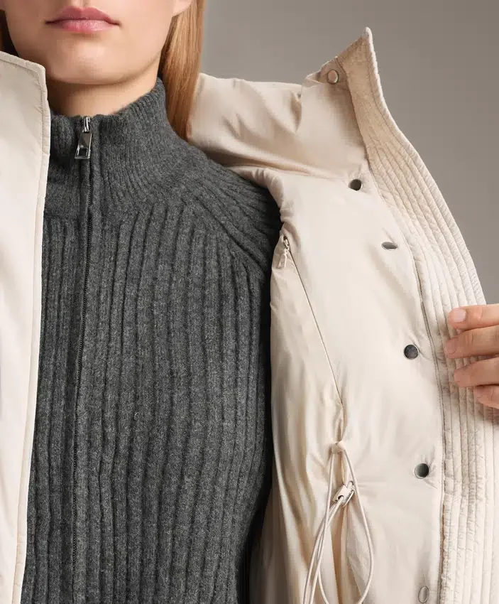 Short 100% Down Padded Jacket Short 100% Down Padded Jacket
