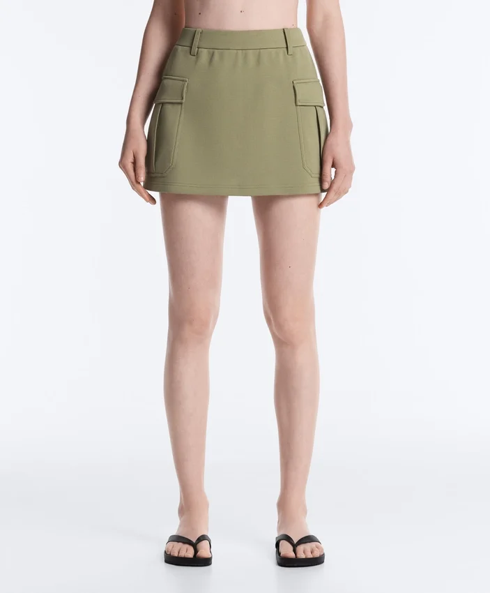 Short Piqué Skirt with Cotton Pockets Short Piqué Skirt with Cotton Pockets