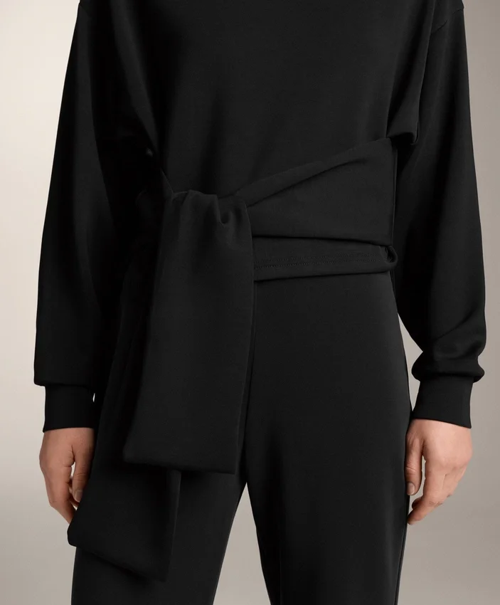 Soft-Touch Knotted Sweatshirt with Modal Soft-Touch Knotted Sweatshirt with Modal