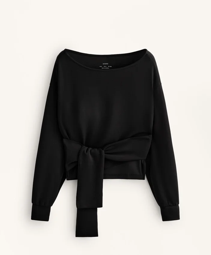 Soft-Touch Knotted Sweatshirt with Modal Soft-Touch Knotted Sweatshirt with Modal