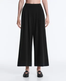 Soft-Touch Wide-Leg Crop Trousers with Modal and Pleats