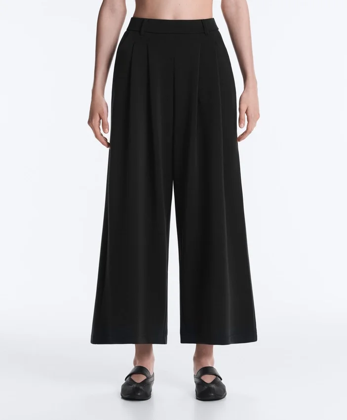 Soft-Touch Wide-Leg Crop Trousers with Modal and Pleats Soft-Touch Wide-Leg Crop Trousers with Modal and Pleats