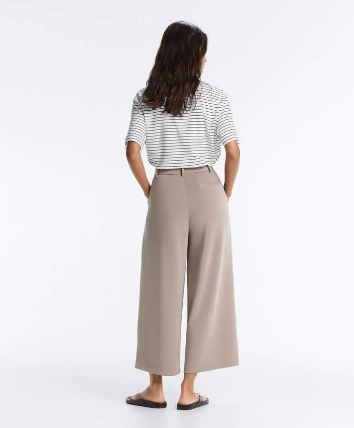 Soft-Touch Wide-Leg Crop Trousers with Modal and Pleats Soft-Touch Wide-Leg Crop Trousers with Modal and Pleats