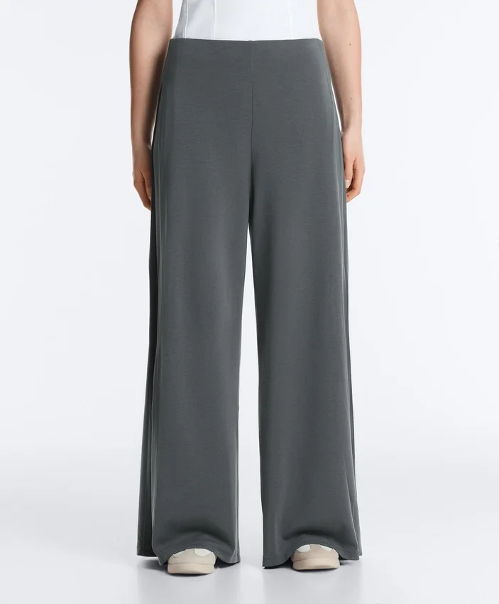 Soft-Touch Wide-Leg Trousers with Side Pleat and Modal Soft-Touch Wide-Leg Trousers with Side Pleat and Modal